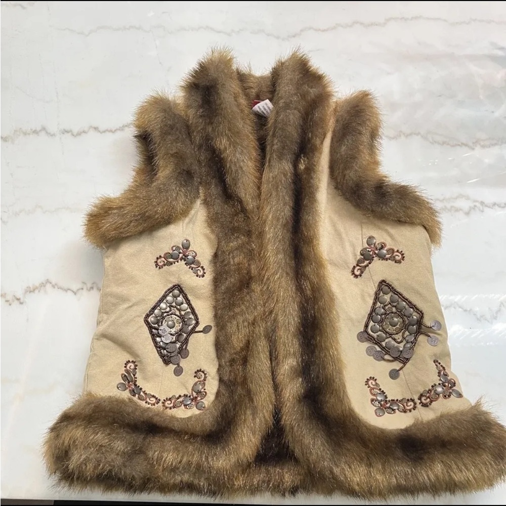 Beautiful Women’s Vest